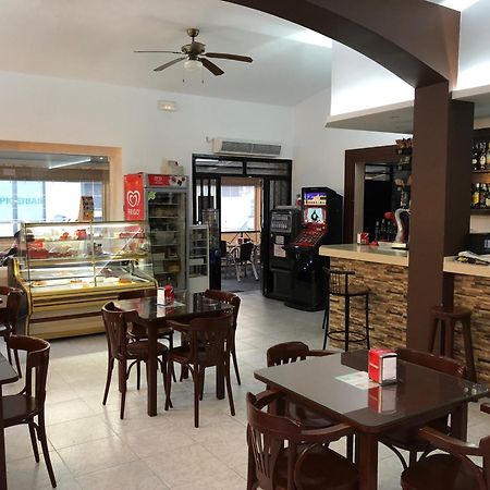 Hostal ברבטה מראה חיצוני תמונה